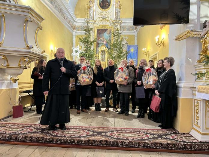 W kościele Świętej Anny w Jeleńcu rozbrzmiały kolędy i pastorałki /AUDIO/