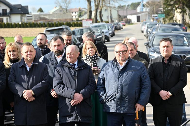 Oficjalne otwarcie przebudowanej drogi Przywózki – Węże