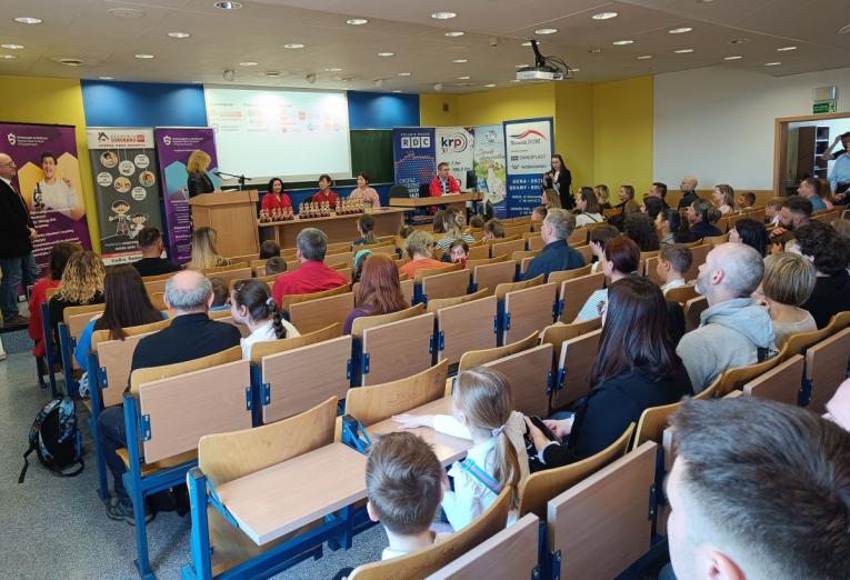 Pod prąd umysłowemu rozleniwieniu
